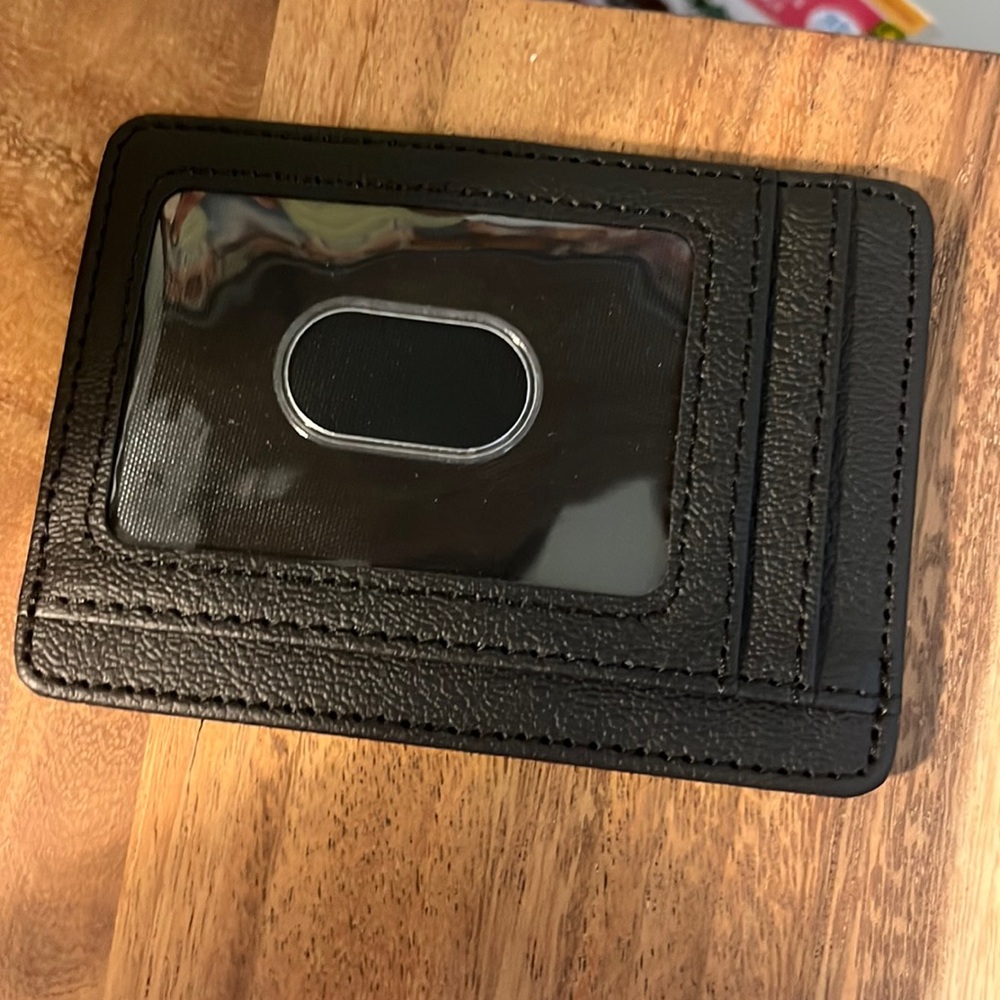 Halara • 9 Slot • Card Holder